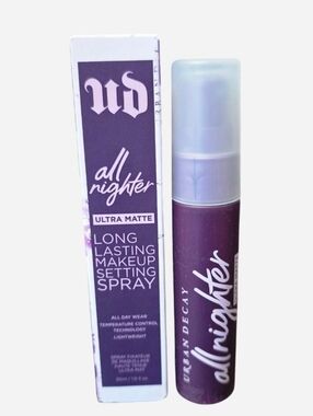 Urban Decay All Nighter Ultra Matte Setting Spray